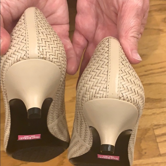 Isaac Mizrahi Heels - Picture 4 of 8